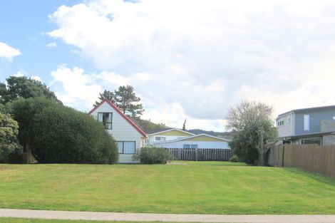 Photo of property in 207 Rangi Avenue, Whangamata, 3620