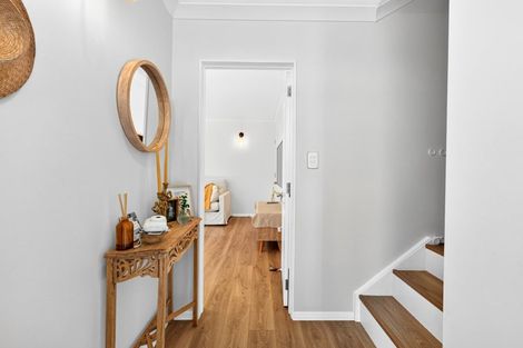Photo of property in 3 Zefiro Drive, Massey, Auckland, 0614