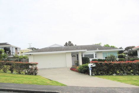 Photo of property in 2 Layton Road, Manly, Whangaparaoa, 0930