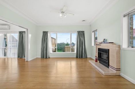 Photo of property in 2 Kelvyn Grove, Manurewa, Auckland, 2102