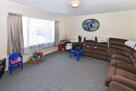 Photo of property in 42 Friedlanders Road, Manurewa, Auckland, 2102