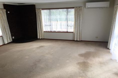 Photo of property in 10 Quiet Street, Te Atatu South, Auckland, 0610