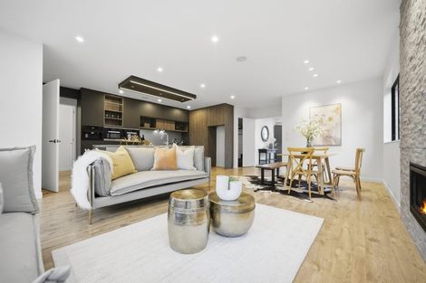 Photo of property in 5 Luff Place, Long Bay, Auckland, 0630