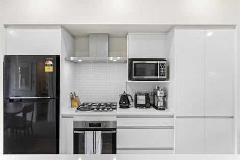 Photo of property in 11 Saltmarsh Road, Hobsonville, Auckland, 0616