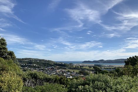 Photo of property in 25 Seatoun Heights Road, Miramar, Wellington, 6022