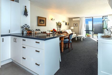 Photo of property in 2/88 Antigua Street, Addington, Christchurch, 8024