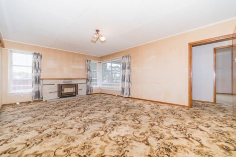 Photo of property in 6 Ellesmere Crescent, Highbury, Palmerston North, 4412