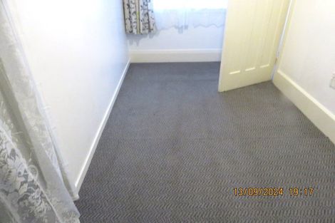 Photo of property in 24 Ireland Road, Mount Wellington, Auckland, 1060
