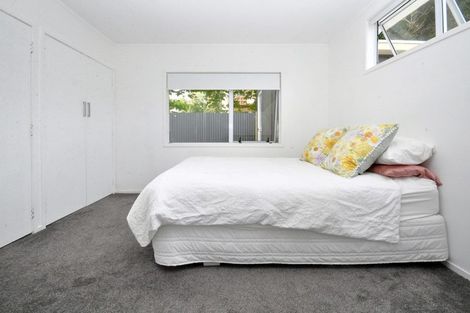 Photo of property in 7a Eagle Place, Red Beach, 0932