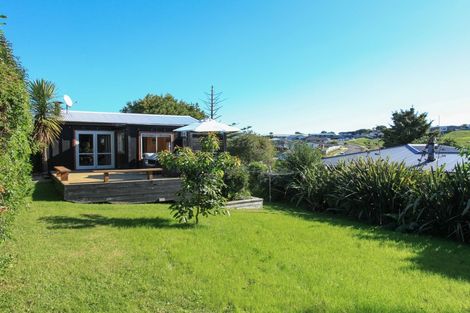 Photo of property in 7 Simon Road, Raglan, 3225