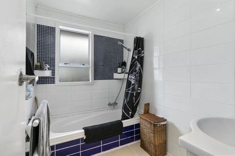 Photo of property in 20 Sunny Grove, Wainuiomata, Lower Hutt, 5014