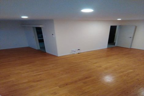 Photo of property in 1/41 Ellice Road, Totara Vale, Auckland, 0629