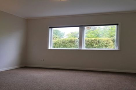 Photo of property in 13 Abbeygate Street, Birkdale, Auckland, 0626