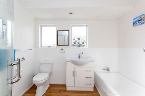 Photo of property in 41 Sunnyvale Street, Bell Block, New Plymouth, 4312