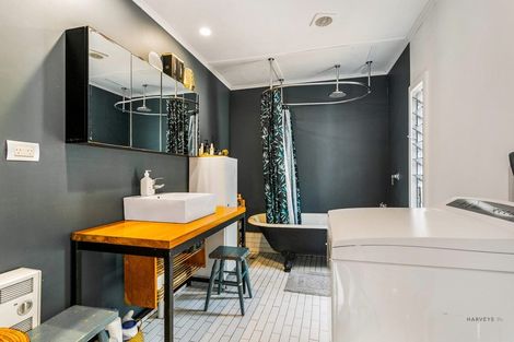 Photo of property in 96 Godley Road, Green Bay, Auckland, 0604