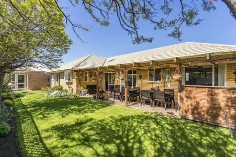 Photo of property in 32 Bella Rosa Drive, Hei Hei, Christchurch, 8042