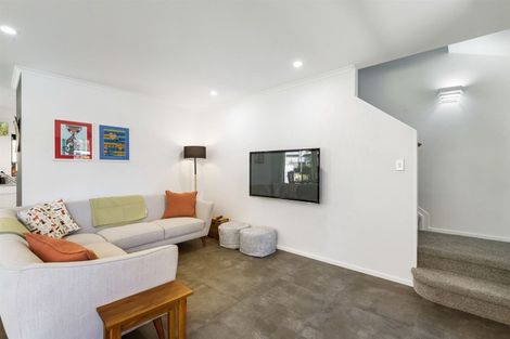 Photo of property in 1/45 Weatherly Road, Torbay, Auckland, 0630