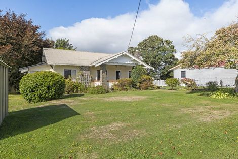 Photo of property in 17 Graham Street, Eltham, 4322