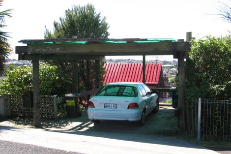 Photo of property in 605 East Coast Road, Browns Bay, Auckland, 0632