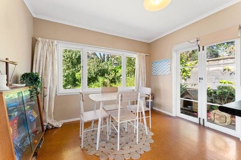 Photo of property in 121 Stredwick Drive, Torbay, Auckland, 0630