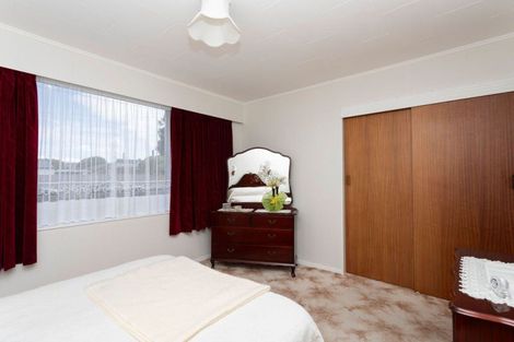 Photo of property in 10 Madrid Street, Dannevirke, 4930