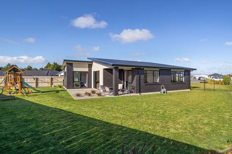 Photo of property in 22 Mitre Way, Solway, Masterton, 5810
