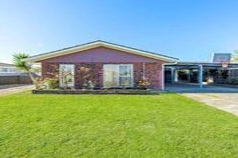 Photo of property in 68 Chelburn Crescent, Mangere East, Auckland, 2024