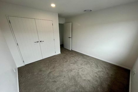 Photo of property in 20 Lockyer Road, Kumeu, 0810