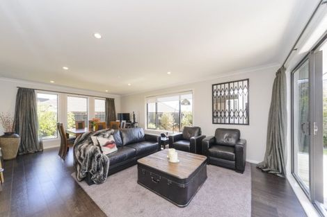 Photo of property in 25 Trump Place, Kelvin Grove, Palmerston North, 4414