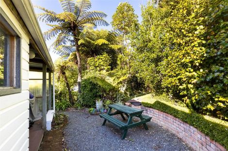 Photo of property in 659 Queen Charlotte Drive, Havelock, Picton, 7281