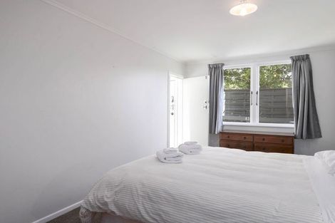 Photo of property in 43 Wakeman Road, Acacia Bay, Taupo, 3330