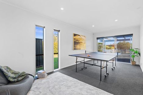 Photo of property in 2/99 Riverside Road, Orewa, 0931
