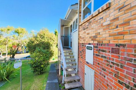 Photo of property in 73 Lynden Avenue, Hillcrest, Auckland, 0627