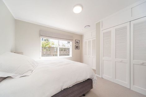 Photo of property in 1 Rutland Way, Wadestown, Wellington, 6012