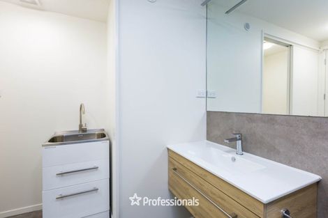 Photo of property in 3/65 Tiketike Way, Brooklyn, Wellington, 6021