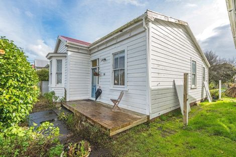 Photo of property in 15 Kelvin Street, Aramoho, Whanganui, 4500