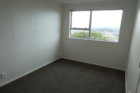 Photo of property in 53 Sutherland Road, Melrose, Wellington, 6023