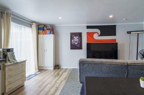 Photo of property in 15 Lorne Crescent, Flaxmere, Hastings, 4120