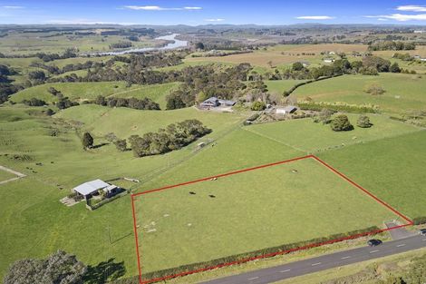 Photo of property in 336 Clark And Denize Road, Pukekawa, Tuakau, 2696
