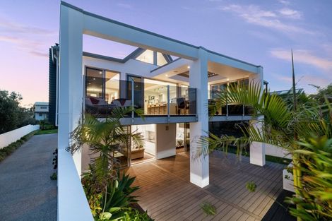 Photo of property in 116 Karewa Parade, Papamoa Beach, Papamoa, 3118