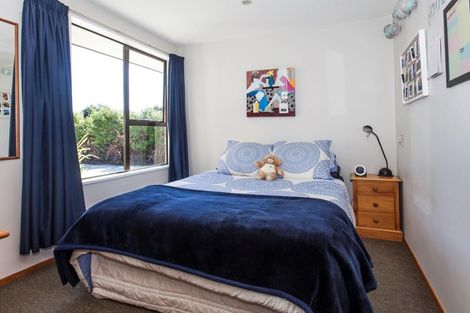 Photo of property in 40 Ben Nevis Drive, Broomfield, Christchurch, 8042