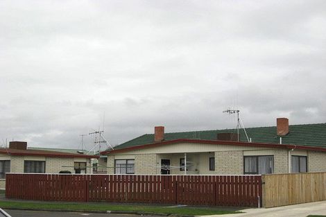 Photo of property in 16-22 Rugby Street, Levin, 5510