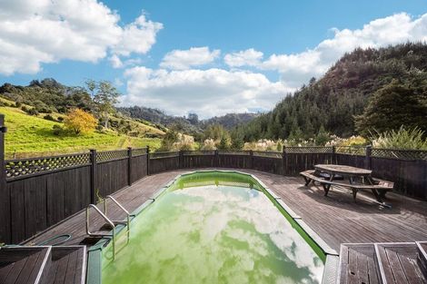 Photo of property in 21 Noakes Hill Road, Puhoi, Silverdale, 0994