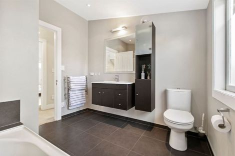 Photo of property in 73 Albert Road, Devonport, Auckland, 0624