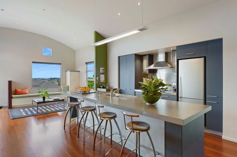 Photo of property in 110 Winara Avenue, Waikanae, 5036