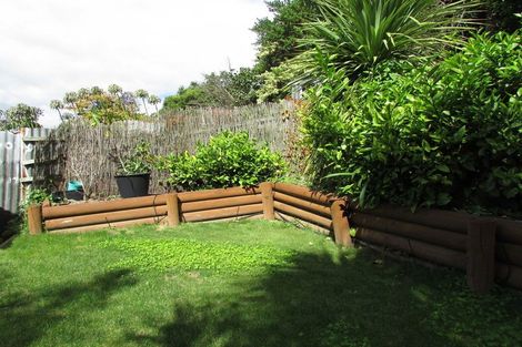 Photo of property in 11 Hawkhurst Road, Lyttelton, 8082