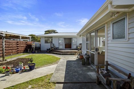 Photo of property in 22 Berkeley Road, Wainuiomata, Lower Hutt, 5014
