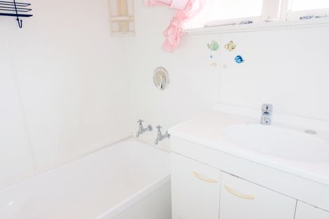 Photo of property in 27 Sandringham Street, Oamaru North, Oamaru, 9400