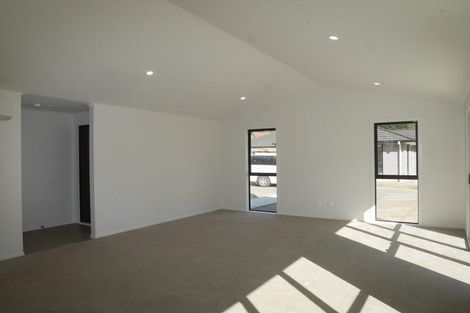 Photo of property in 13 Rongomau Lane, Raumati South, Paraparaumu, 5032