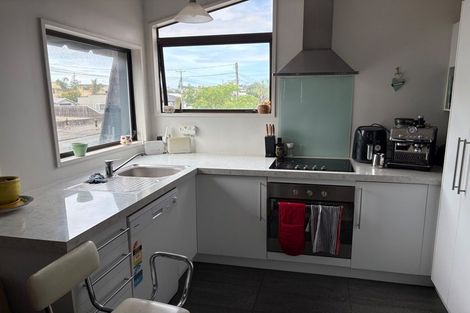 Photo of property in 138c Charles Street, Westshore, Napier, 4110